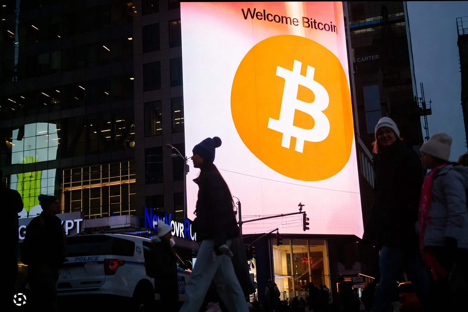 Bitcoin Technical Signals Suggest Potential Push Toward $80K in April