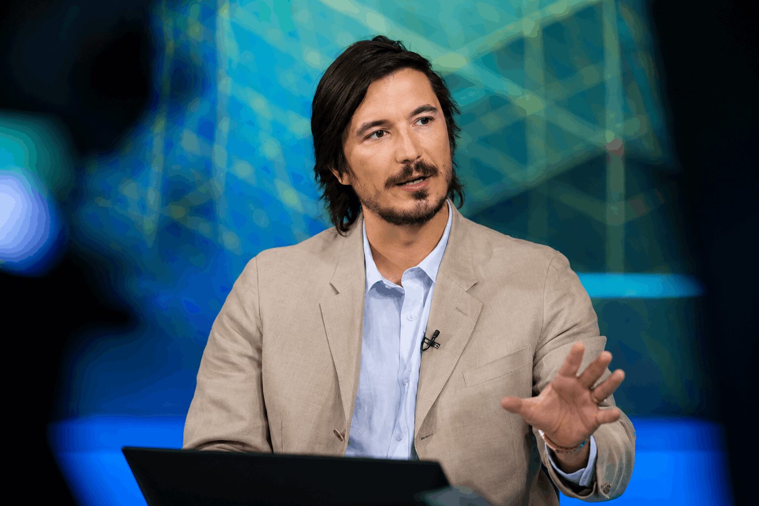 Robinhood Chain Overtakes Ethereum in Daily Revenue as Memecoins Flood the Network