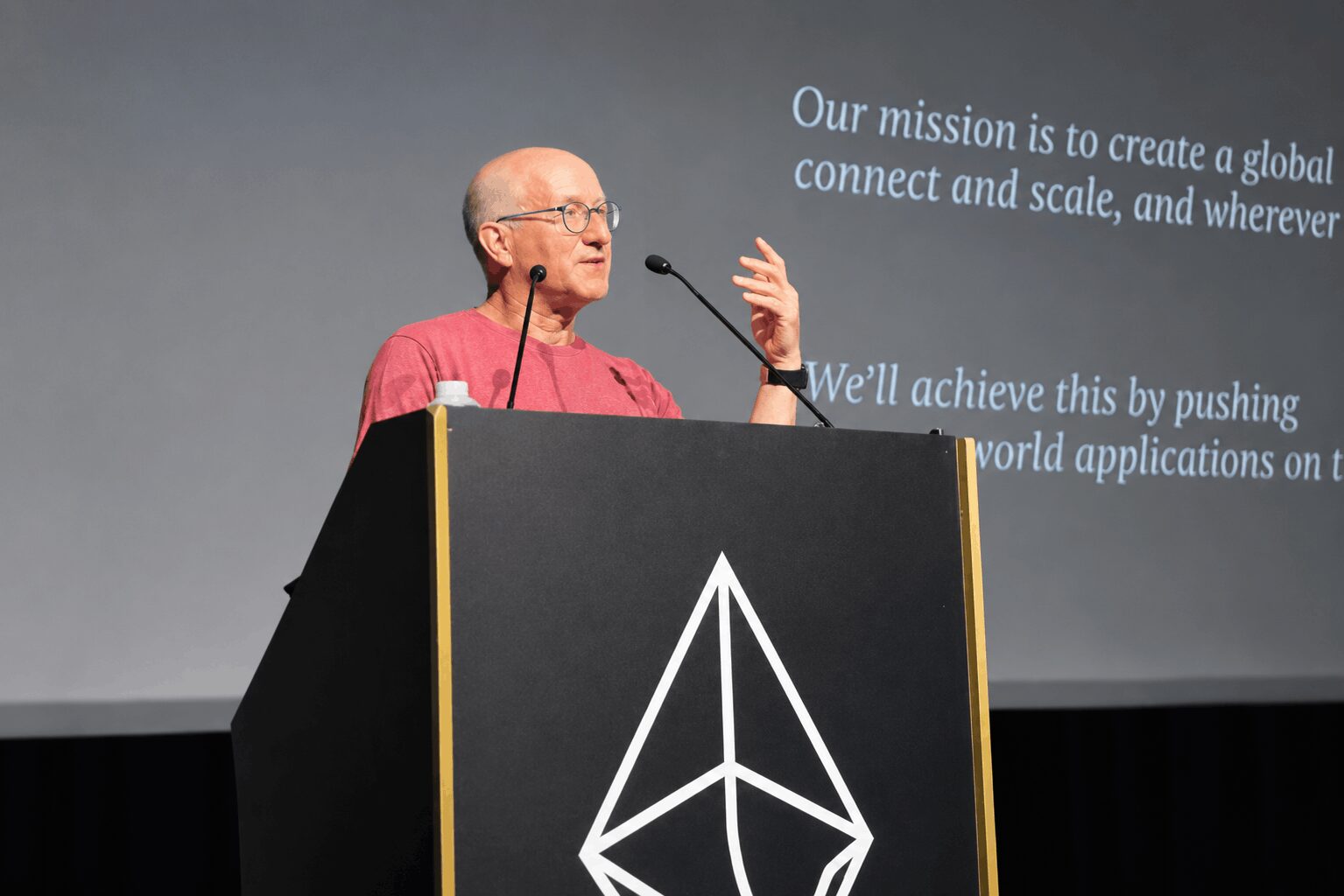 Starknet Asks Token Holders If It Should Break Away From Ethereum Over Quantum Threats